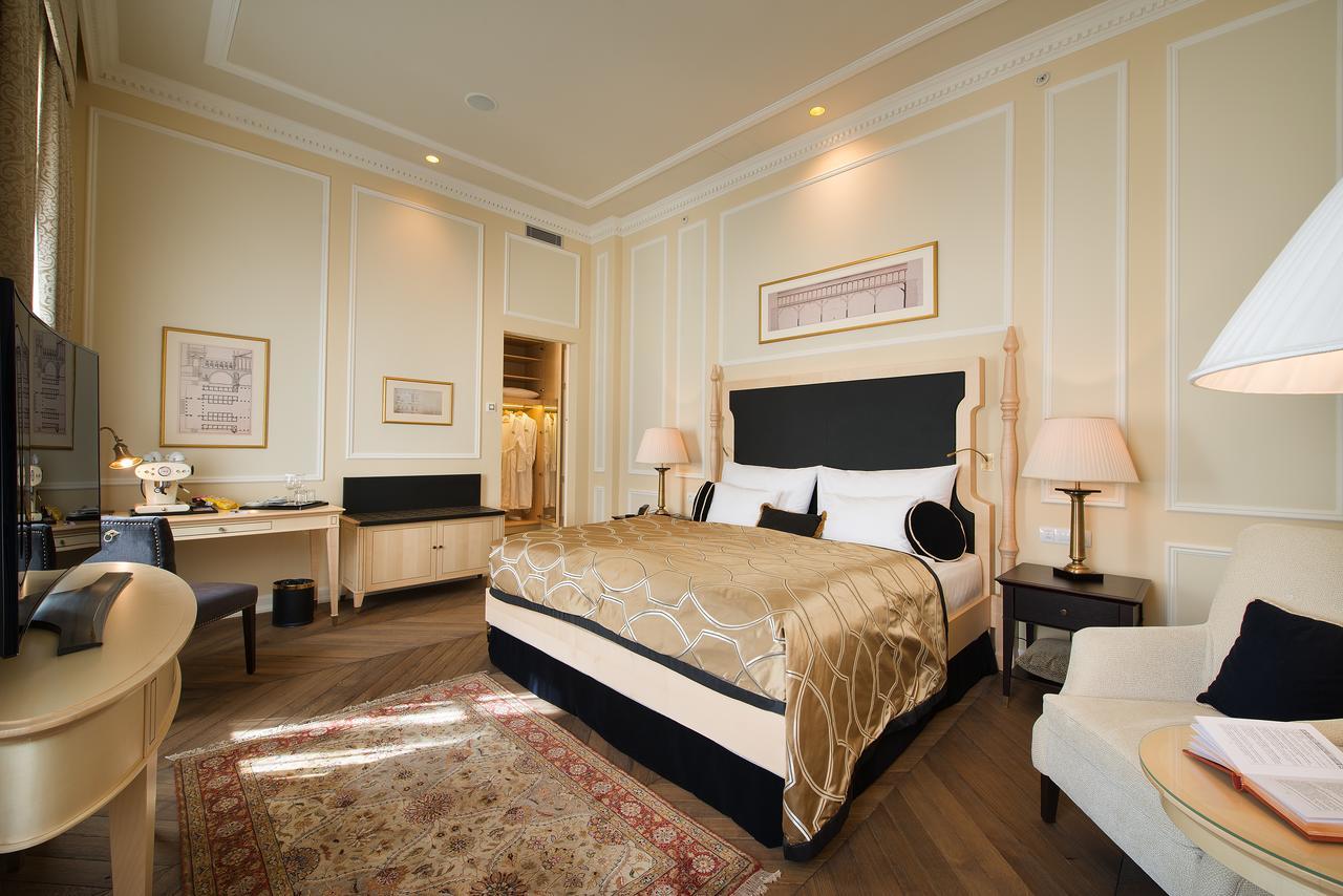 Wilson Palace By Loft Bratislava Luaran gambar