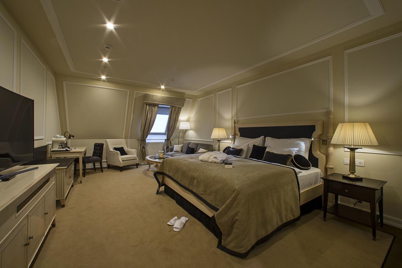Wilson Palace By Loft Bratislava Luaran gambar