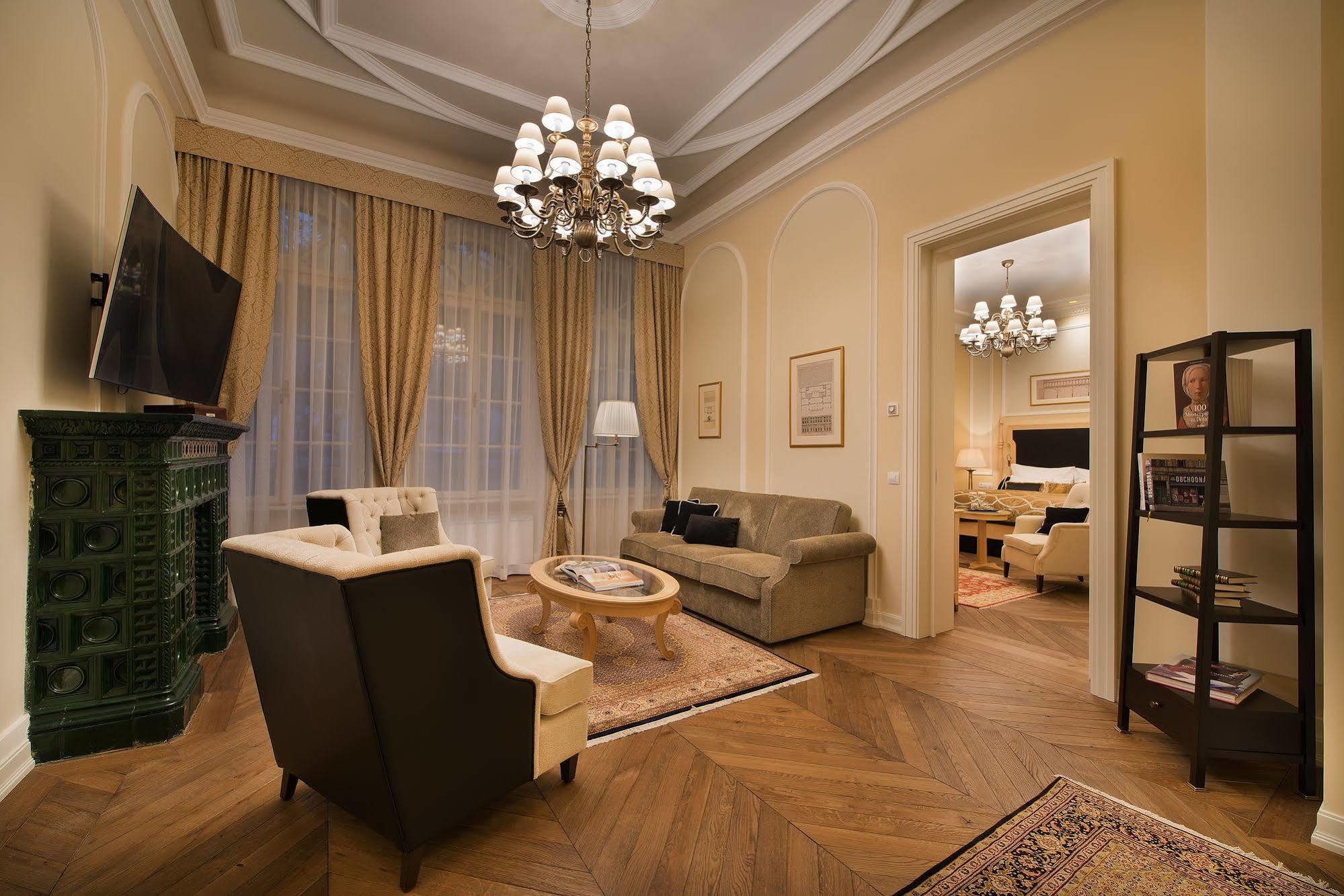 Wilson Palace By Loft Bratislava Luaran gambar