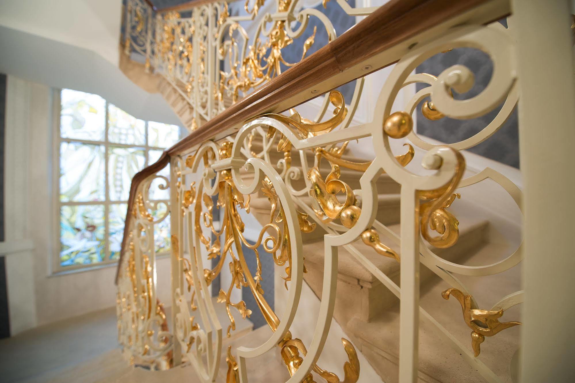Wilson Palace By Loft Bratislava Luaran gambar