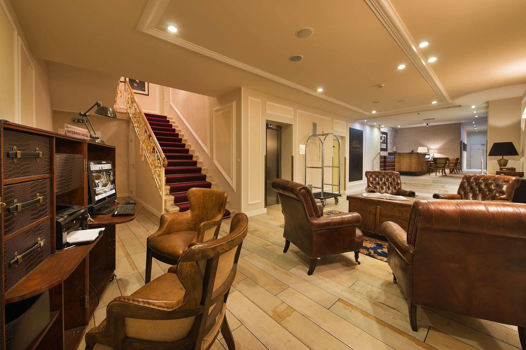 Wilson Palace By Loft Bratislava Luaran gambar